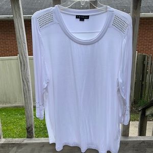 NWOT White top with silver studs size Large L